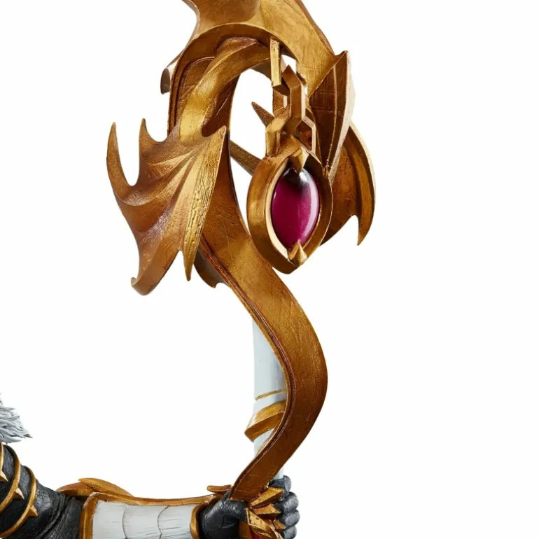 Activision World of Warcraft Alexstrasza 20" Premium Statue